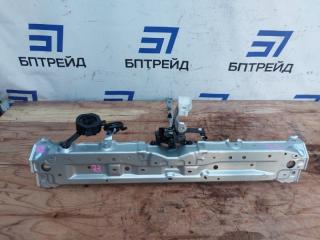 Планка телевизора TOYOTA COROLLA ZWE215 2 ракурс