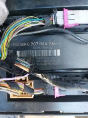 Блок предохранителей AUDI A4 8K CDN 8K0 907 064 AG 2 ракурс