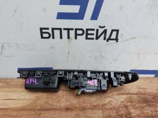 Блок упр. стеклоподьемниками правый передний HONDA STEPWGN RP4 L15B 35750-TAA-J011-M1 2 ракурс Блок упр. стеклоподьемниками правый передний HONDA STEPWGN RP4 L15B 35750-TAA-J011-M1 2 ракурс