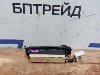 Блок упр. стеклоподьемниками правый передний NISSAN ATLAS R8F23 QD32 25400-7T013 2 ракурс