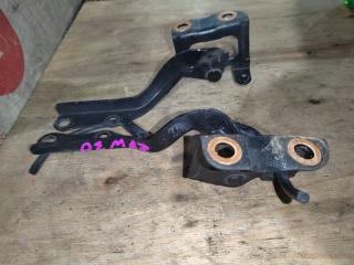 Петля капота TOYOTA PRIUS zvw30 2ZRFXE 3 ракурс