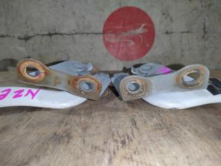 Петля капота TOYOTA COROLLA AXIO NZE144 1NZ 4 ракурс