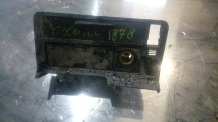 Консоль Toyota Hiace 1999