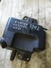 Расширительный бачок Mitsubishi Canter 2001