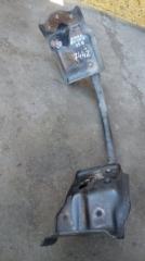 Балка под двс Toyota Dyna 1996