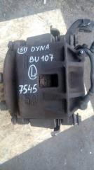 Суппорт тормозной левый Toyota Dyna 1996