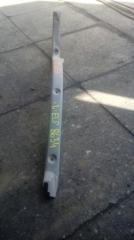 Накладка на порог левая Isuzu Elf 1997