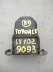 Отбойник моста задний Toyota ToyoAce 2000