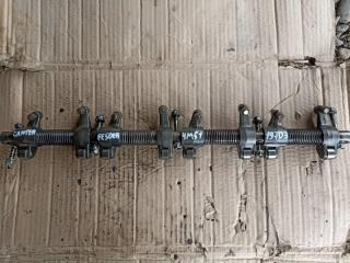 Ось коромысел правый Mitsubishi Canter 2000