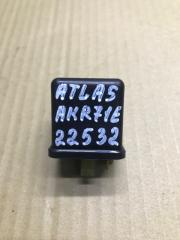 Реле свечей накала Nissan Atlas 2001 контрактная Реле свечей накала Nissan Atlas 2001