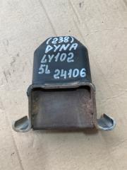 Отбойник моста задний Toyota Dyna 2000