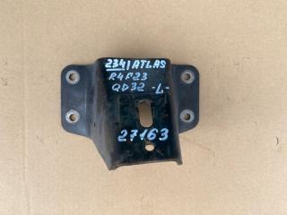 Крепление двигателя переднее левое Nissan Atlas 1999