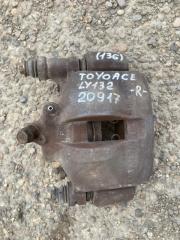 Суппорт тормозной передний правый Toyota ToyoAce 2000