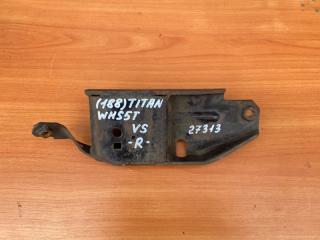 Крепление двигателя переднее правое Mazda Titan 2003