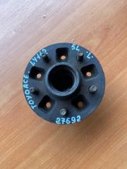 Ступица передняя левая Toyota ToyoAce 2000
