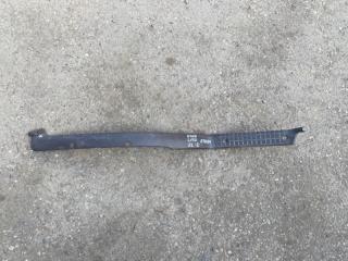 Накладка на порог левая Toyota Dyna 1989