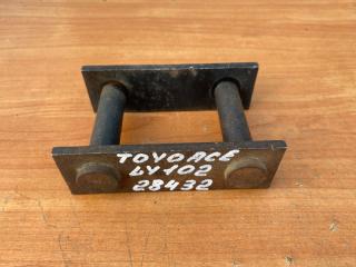 Серьга рессорная задняя Toyota ToyoAce 1999