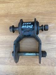 Серьга рессорная задняя Toyota Dyna 1996