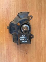 Поворотный кулак передний левый Isuzu Elf 1998