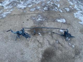 Механизм закрытия кабины Toyota Dyna 2001