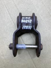 Серьга рессорная передняя Toyota Dyna 1998