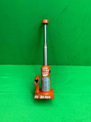 Домкрат Mazda Titan 2007