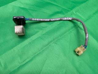 Реостат печки Mazda Titan 1998