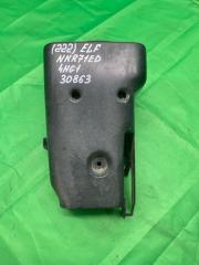 Кожух рулевой колонки верхний Isuzu Elf 2001