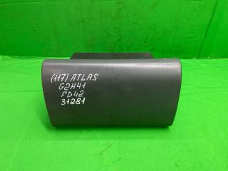 Бардачок Nissan Atlas 1993