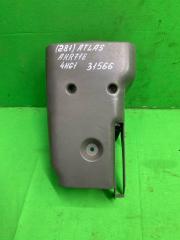 Кожух рулевой колонки верхний Nissan Atlas 2000