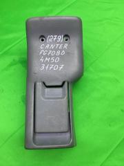 Кожух рулевой колонки верхний Mitsubishi Canter 2006