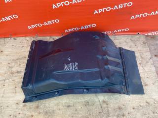 Подкрылок передний правый Mitsubishi Fuso Fighter 2004