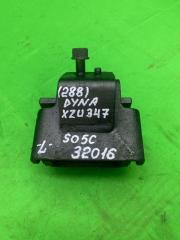 Запчасть подушка двигателя левая Toyota Dyna 2004