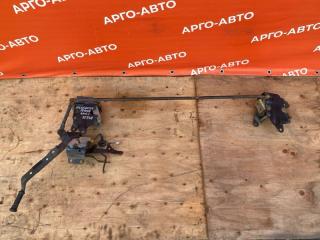 Механизм закрытия кабины Mitsubishi Canter 2000