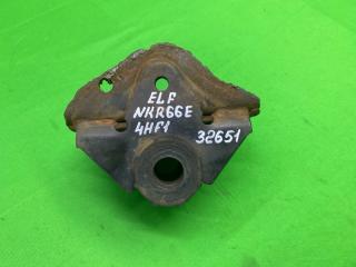 Кронштейн рессоры передний isuzu Elf 1994