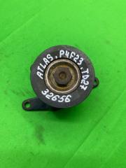 Ролик натяжной Nissan Atlas 1995