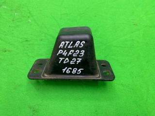 Отбойник моста задний Nissan Atlas 1996