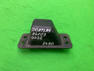 Отбойник моста задний Nissan Atlas 2001