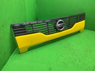 Решетка радиатора Nissan Atlas TZ3F24 ZD30