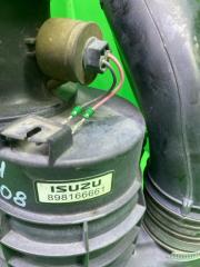 Корпус воздушного фильтра Titan 2013 LHR85A 4JJ1T