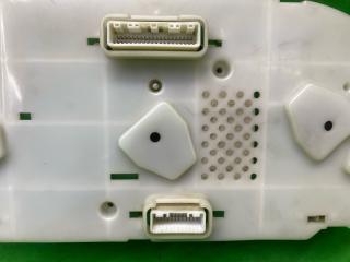 Панель приборов Toyota Dyna XZU302