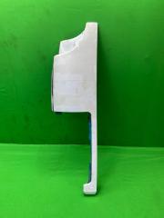 Щека левая Mitsubishi Fuso Fighter 2004