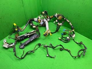 Проводка кабины Isuzu Elf 2003