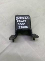 Отбойник моста задний Nissan Atlas 1991