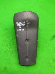 Запчасть кожух рулевой колонки верхний Nissan Vanette 1997