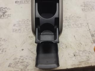 Бардачок между сиденьями TOYOTA PRIUS NHW20 1NZFXE Бардачок между сиденьями TOYOTA PRIUS NHW20 1NZFXE