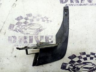 Подкрылок передний правый NISSAN NOTE