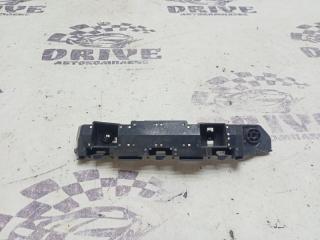 Крепление бампера переднее правое HONDA VEZEL 2014