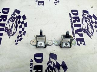 Петля двери багажника задняя HONDA VEZEL 2014