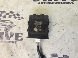 Электронный блок TOYOTA VOXY 2014
